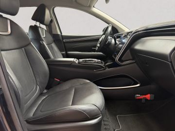 Hyundai TUCSON Hybrid